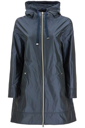 Dark Blue Technical Taffeta Waterproof Parka With Hood - Herno - Modalova