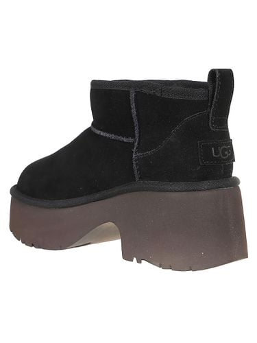 W Classic Ultra Mini New Heights - UGG - Modalova