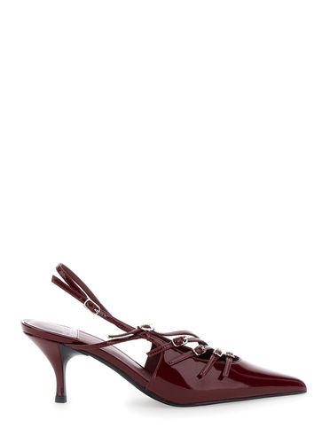 Slingback Pumps With Bucklestrap Closure In Patent Leather Woman - Jeffrey Campbell - Modalova