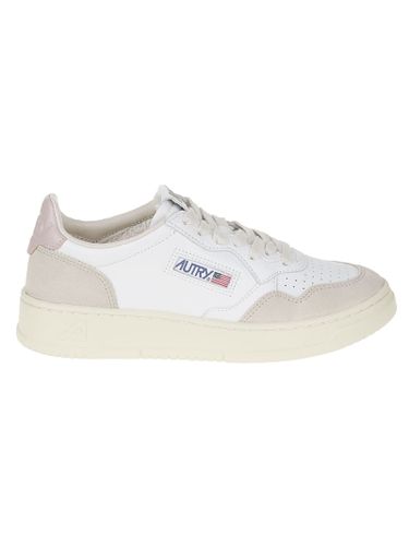 Autry Logo Patched Low Sneakers - Autry - Modalova