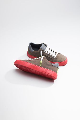 Low Top Sneaker - Essence Oil Beige Red - Hide & Jack - Modalova