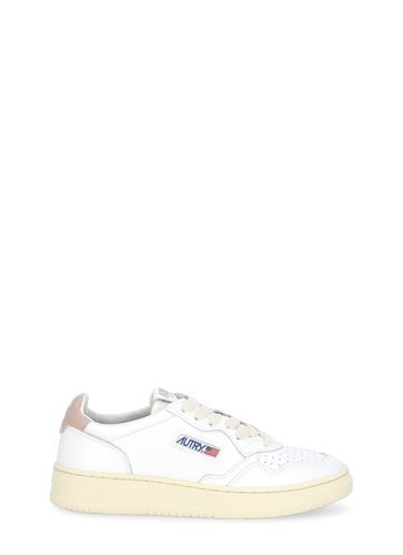 Autry Medalist Low Sneakers - Autry - Modalova