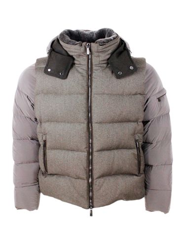 Bomber Down Jacket Made Of Fine Wool And Cashmere Flannel And Nylon Sleeves. Goose Down Padding. Collar With Detachable Fur And Hood - Moorer - Modalova