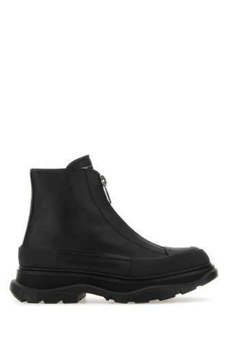 Black Leather Zip Tread Slick Ankle Boots - Alexander McQueen - Modalova