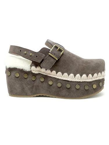 Back Strap Leather Rubber Clog Shoe - Mou - Modalova