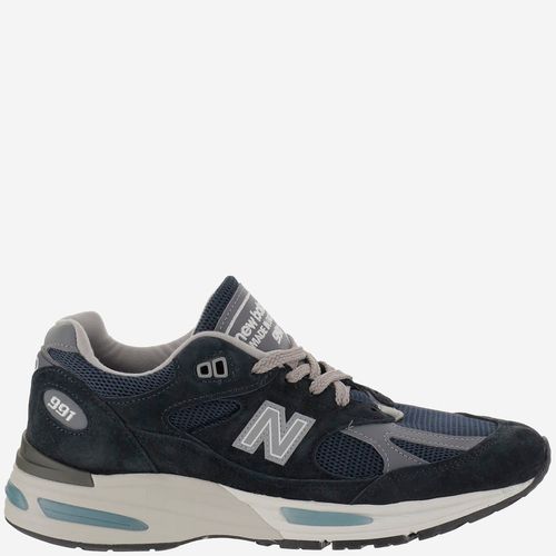 V2 Leather And Mesh Shoes - New Balance - Modalova