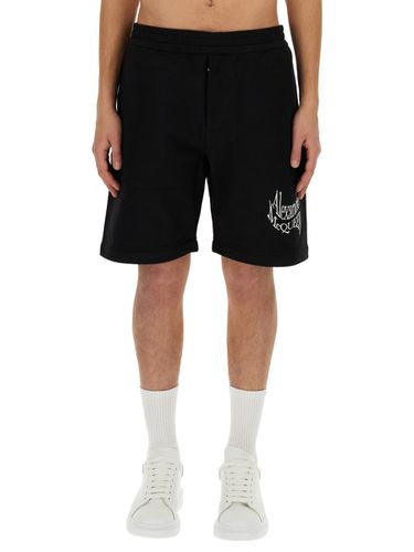 Alexander McQueen Bermuda With Logo - Alexander McQueen - Modalova