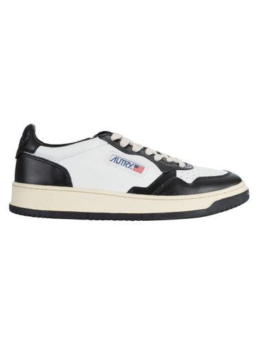 Autry Logo Patched Low Sneakers - Autry - Modalova