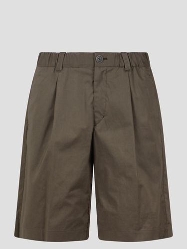 Light Cotton Stretch And Ultralight Crease Shorts - Herno - Modalova