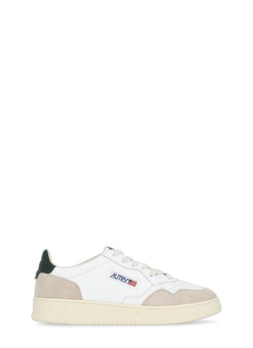 Autry Medalist Low Sneakers - Autry - Modalova