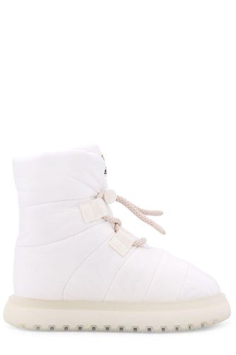 Logo Patch Padded Snow Boots - Moncler - Modalova