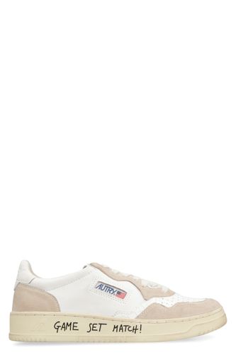 Autry Medalist Low-top Sneakers - Autry - Modalova