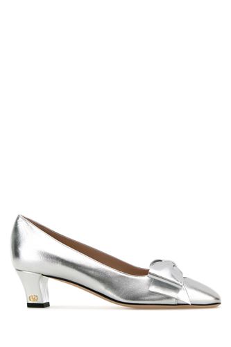 Leather Bowow Pumps - Valentino Garavani - Modalova