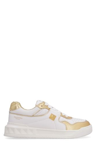 Valentino Leather Low-top Sneakers - Valentino - Modalova