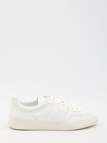 Low Top Upvillage Sneakers - Valentino Garavani - Modalova