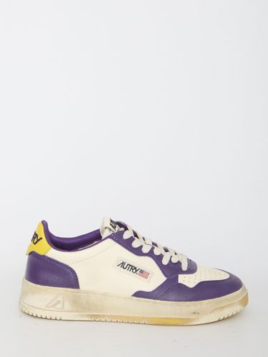 Medalist Low Super Vintage Sneakers - Autry - Modalova