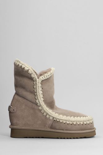 Inner Wedge Ankle Boots Inside Wedge In Suede - Mou - Modalova