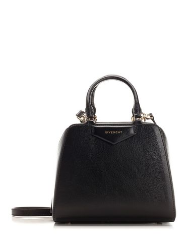 Givenchy antigona Cube Mini Handbag - Givenchy - Modalova