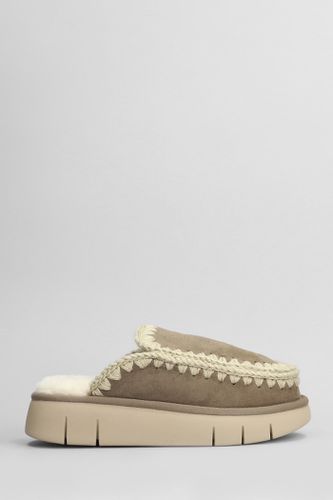 Bounce Clog Slipper-mule In Suede - Mou - Modalova