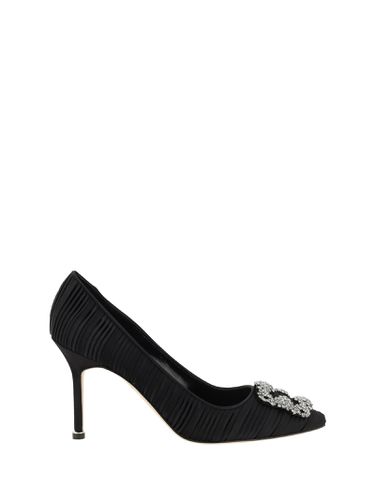 Manolo Blahnik Satin Hangisi Pumps - Manolo Blahnik - Modalova