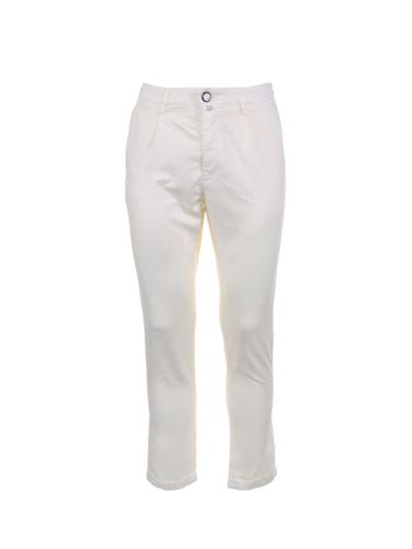 Trousers With Chino Pocket - Jacob Cohen - Modalova