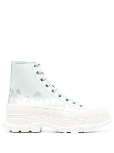 White Tread Slick Boots With Mint Green Shade - Alexander McQueen - Modalova