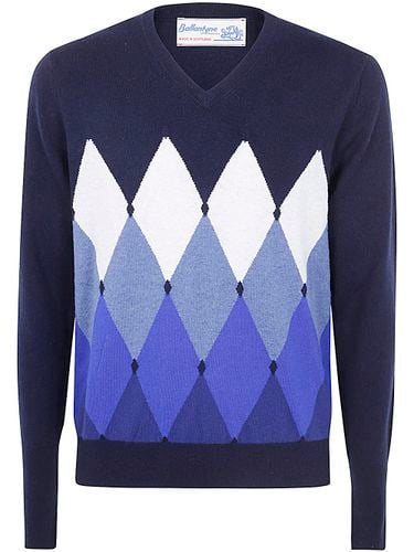 Ballantyne V Neck Pullover - Ballantyne - Modalova