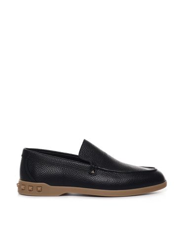 Leisure Flows Slip-ons In Grained Calfskin - Valentino Garavani - Modalova