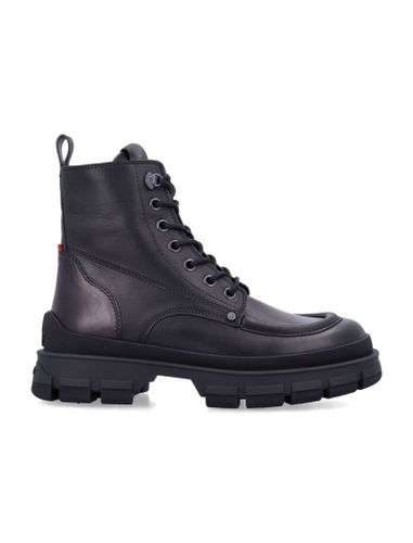 Moncler Hevea City Boots - Moncler - Modalova