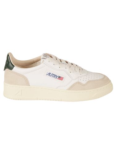 Autry Medalist Low Sneakers - Autry - Modalova