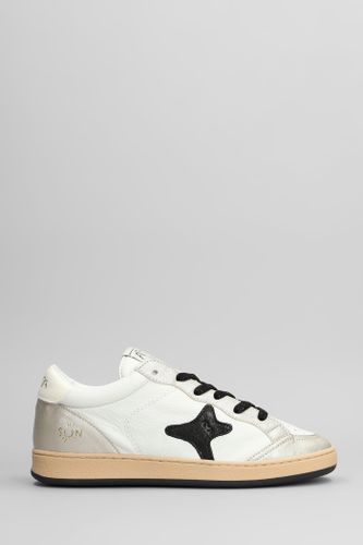 AMA-BRAND Sneakers In White Leather - AMA-BRAND - Modalova