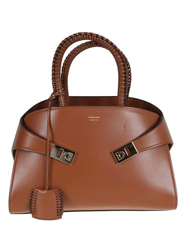 Ferragamo Hug Thread Hand Bag - Ferragamo - Modalova