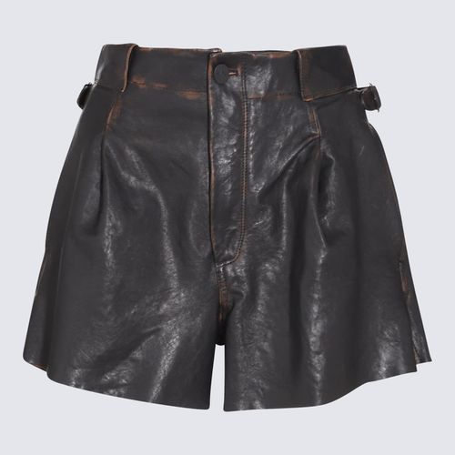 Black Leather Sakib Shorts - The Mannei - Modalova