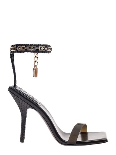 G Woven Sandals With Embossed 4g Logo And Chain In Leather Woman - Givenchy - Modalova