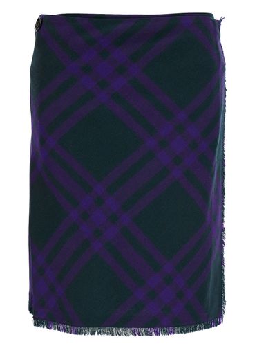 Burberry Kilt Skirt Look1 - Burberry - Modalova