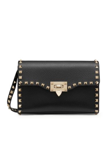 Small Rockstud Crossbody Bag In Garnet Calfskin - Valentino Garavani - Modalova