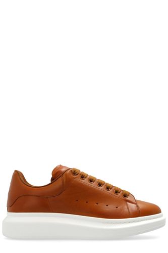 Oversized Retro Lace-up Sneakers - Alexander McQueen - Modalova