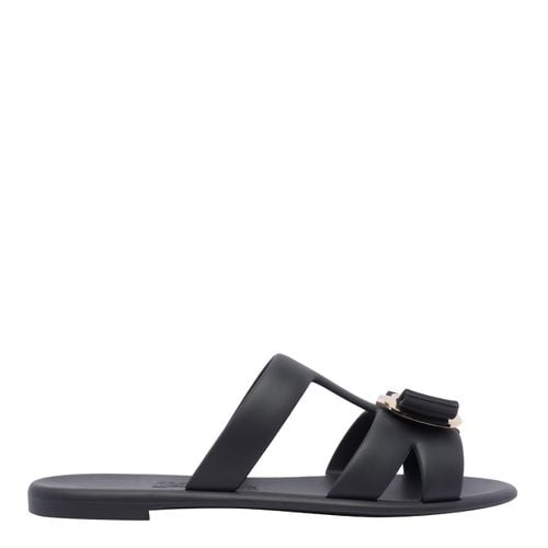 Ferragamo New Vara Plate Slides - Ferragamo - Modalova