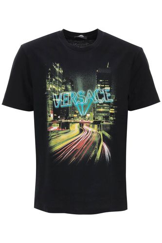 T-shirt Compact Cotton Jersey Fabric Bliding Lights Print - Versace - Modalova