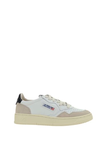 Autry Medalist Low Sneakers - Autry - Modalova