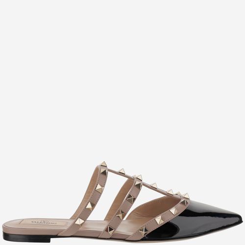 Two-tone Leather Rockstud Slippers - Valentino Garavani - Modalova