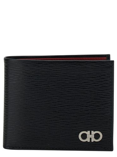 Revival Gancini Wallet In Textured Leather Man - Ferragamo - Modalova