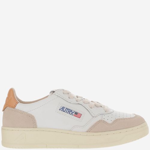 Autry Low Medalist Sneakers - Autry - Modalova