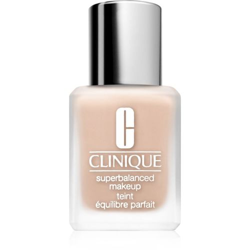 Superbalanced™ Makeup fondotinta delicato effetto seta colore CN 40 Cream Chamois 30 ml - Clinique - Modalova