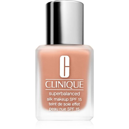 Superbalanced™ Makeup fondotinta delicato effetto seta colore CN 62 Porcelain Beige 30 ml - Clinique - Modalova