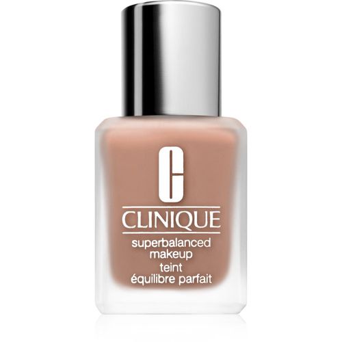 Superbalanced™ Makeup maquillaje suave efecto seda tono CN 72 Sunny 30 ml - Clinique - Modalova