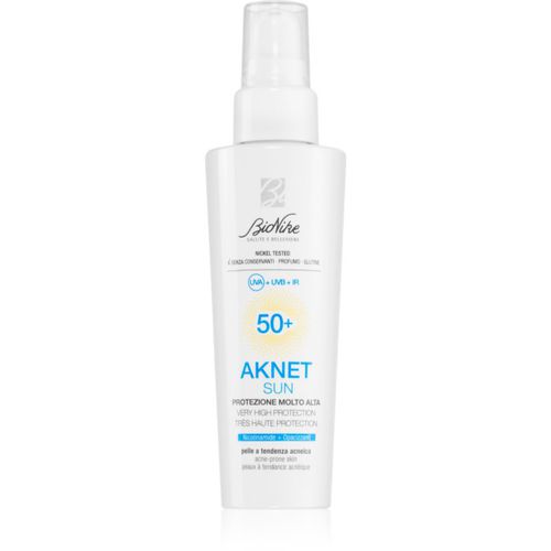 Aknet Sun crema protettiva viso per pelli acneiche SPF 50+ 50 ml - BioNike - Modalova