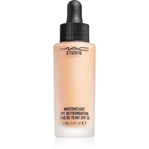 Studio Waterweight SPF 30 Foundation fondotinta idratante leggero SPF 30 colore NW 22 30 ml - MAC Cosmetics - Modalova