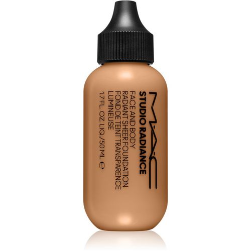 Studio Radiance Face and Body Radiant Sheer Foundation fondotinta leggero per viso e corpo colore C5 50 ml - MAC Cosmetics - Modalova