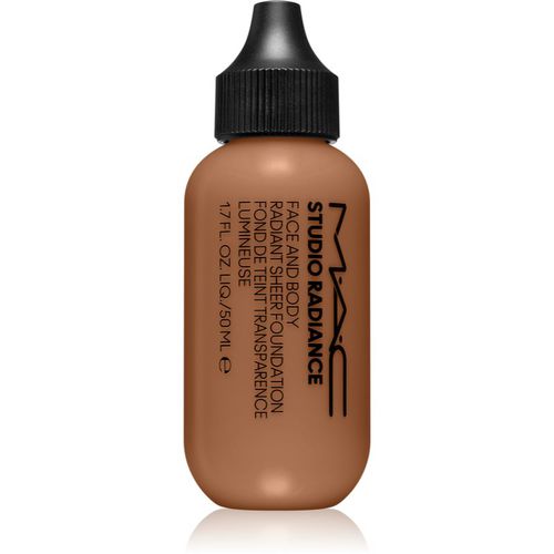 Studio Radiance Face and Body Radiant Sheer Foundation fondotinta leggero per viso e corpo colore C6 50 ml - MAC Cosmetics - Modalova